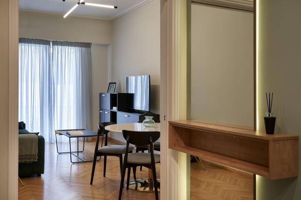 Little Gem: Modern Urban Retreat Apartment Athens Exterior photo